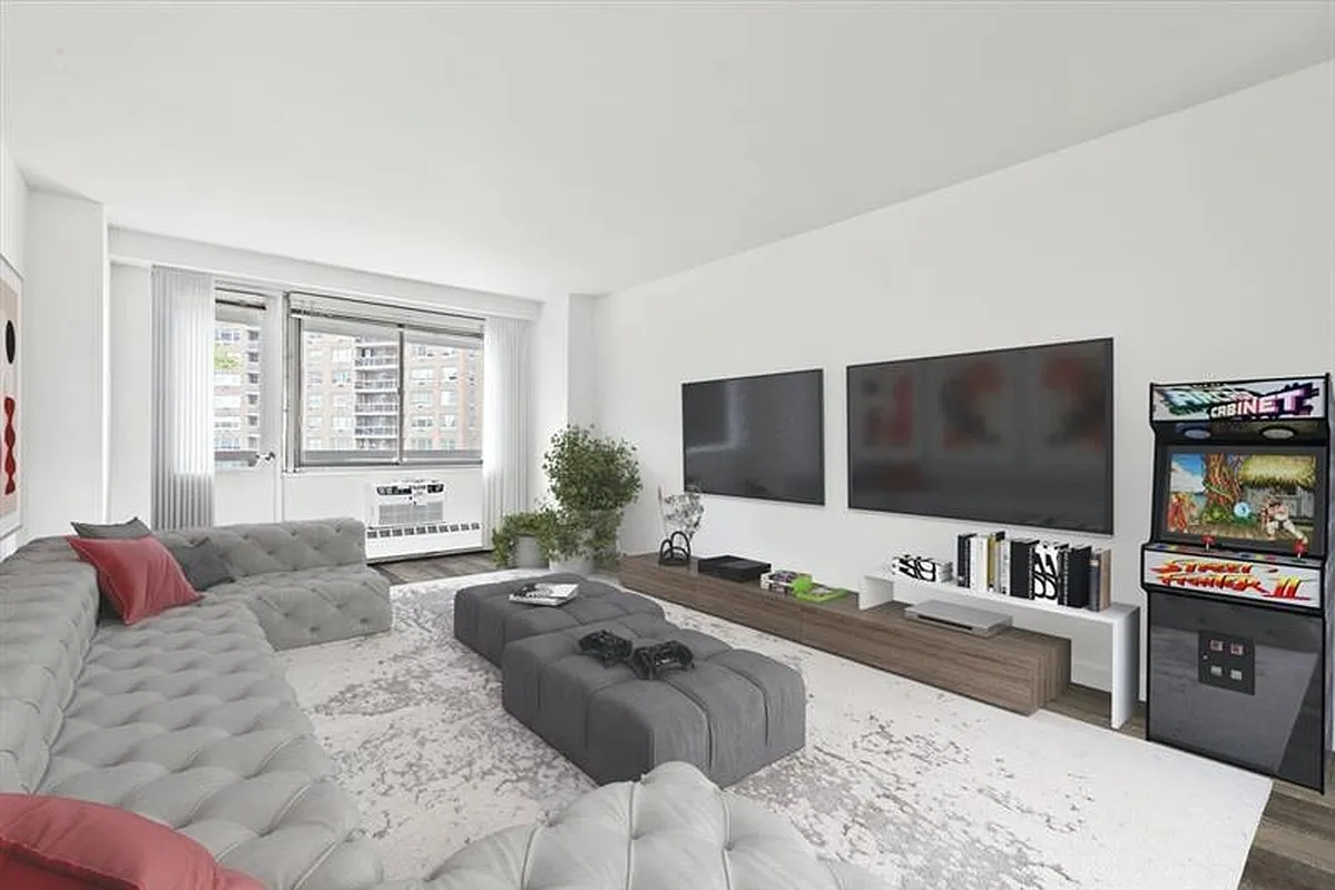 104-20 Queens Boulevard 04T