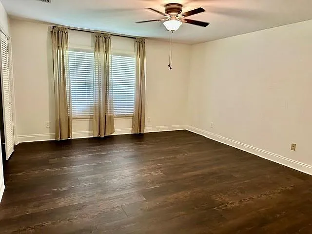 503 Highland Woods Dr W — Photo 13