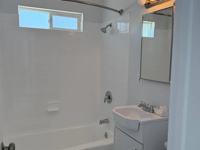 3723 Howard Ave — Photo 22