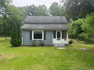 307 S Cedar St, Rowland, NC 28383