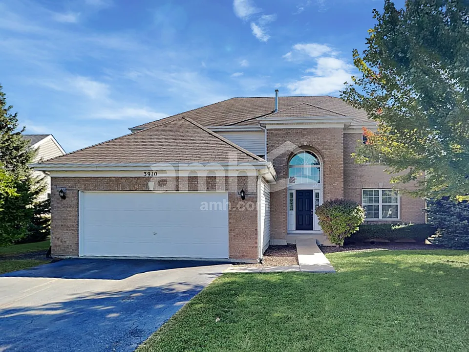 3910 Stockton Dr
