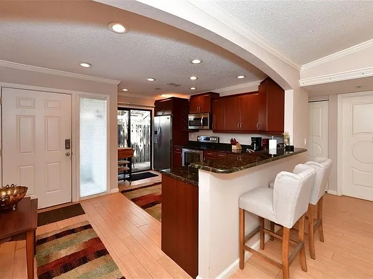 Summerside Ln — Photo 18