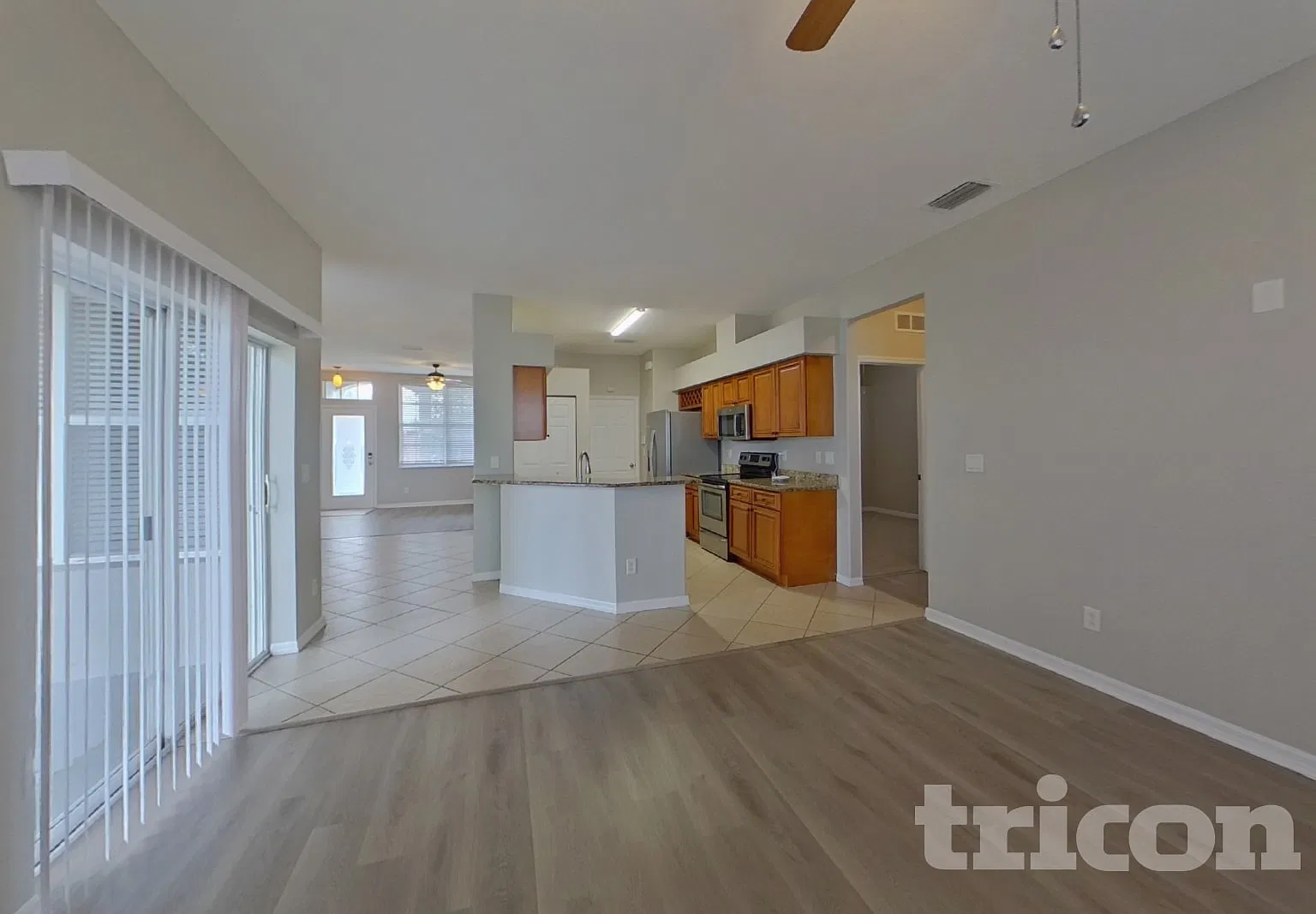 601 Cypress Park Avenue Tarpon Springs FL — Photo 2