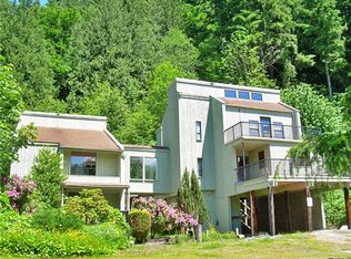 5290 Scarlett Way, Deming, WA 98244