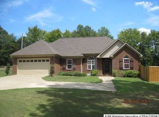 125 Hemlock Rd, Batesville, MS 38606