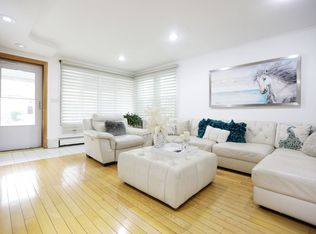 5936 155th St, Flushing, NY 11355