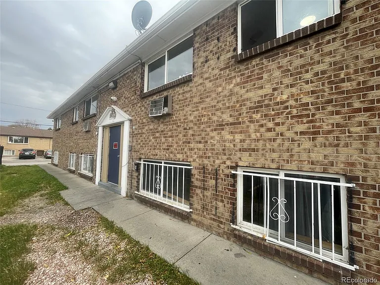 1622 Alton St — Photo 10