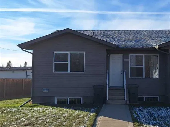5311 N 57th Ave #1, Ponoka, AB T4J 0B1