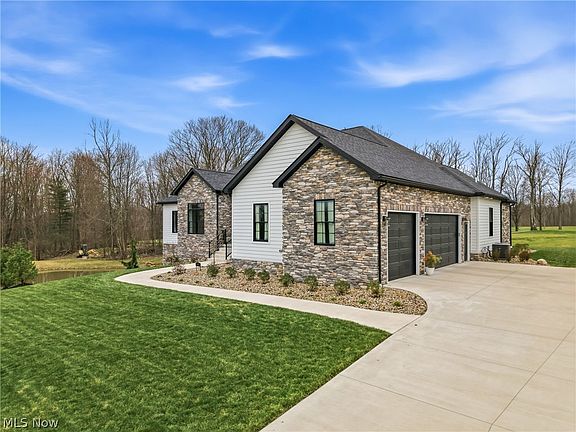 4th image of 6879 Kyle Ridge Pointe