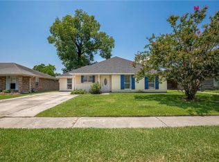 304 Longview Dr, Destrehan, LA 70047