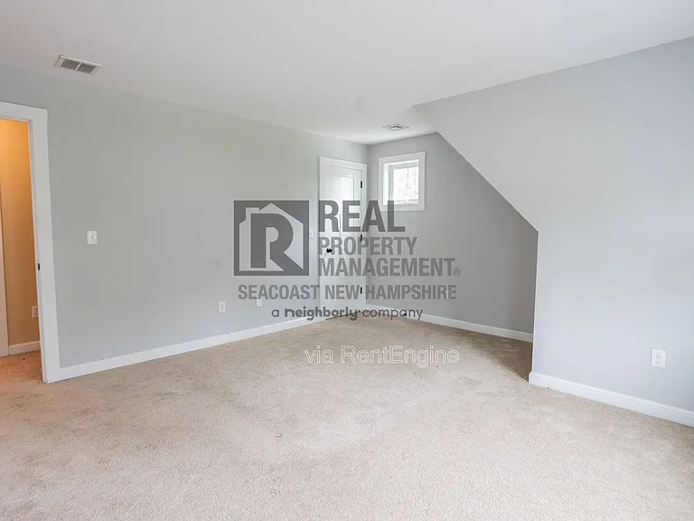 8 Winslow Dr — Photo 15