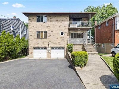 447 10th St, Palisades Park, NJ, 07650
