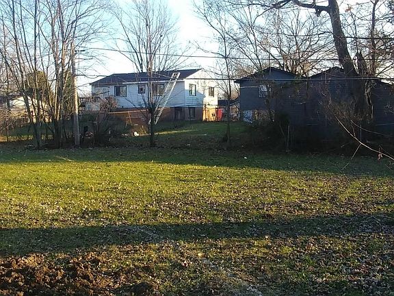 3rd image of 527 Hickok Ave