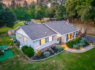 581 Crestview Dr, Diamond Springs, CA 95619