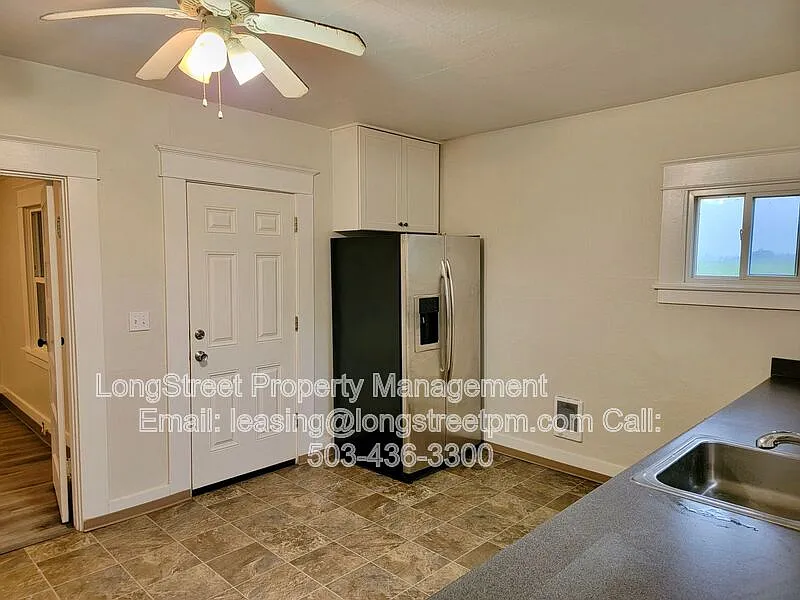 4 bed, 2.0 bath, 1248 sqft, $2,895 — Photo 4