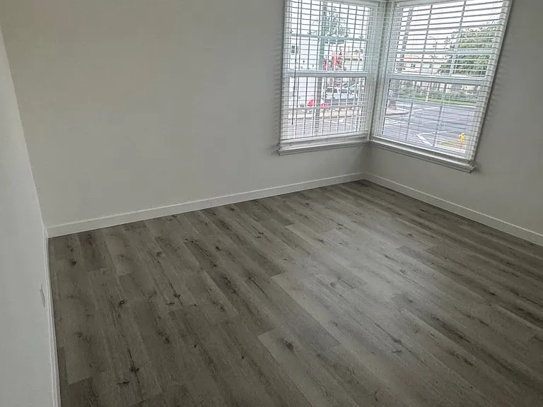 2305 S Halm Ave #1 — Photo 9