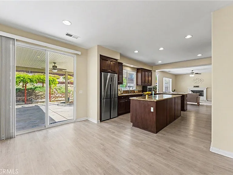 29535 Hyperion St — Photo 12