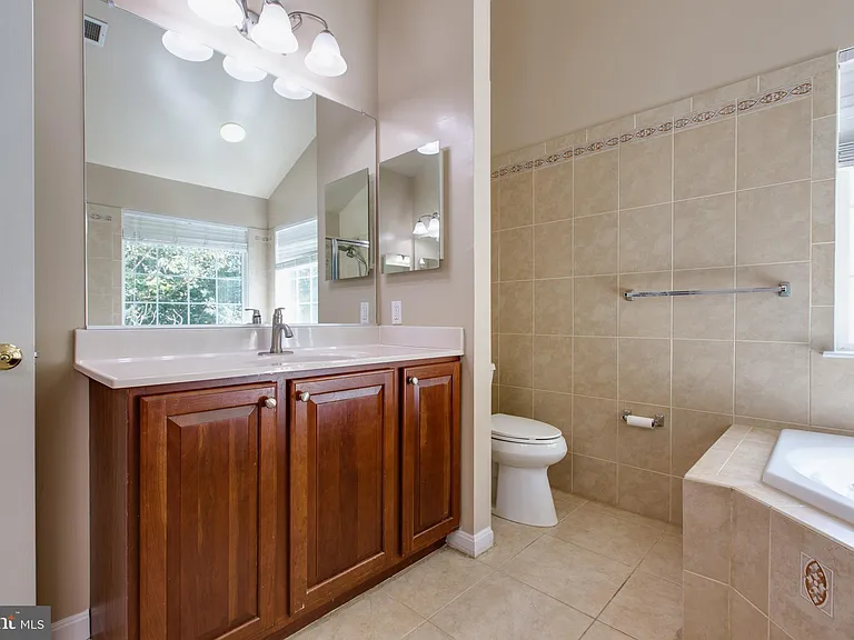 2191 Oak Forest Dr — Photo 50