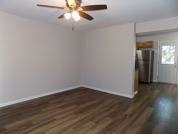 3rd image of 337 Hawthorne St #B