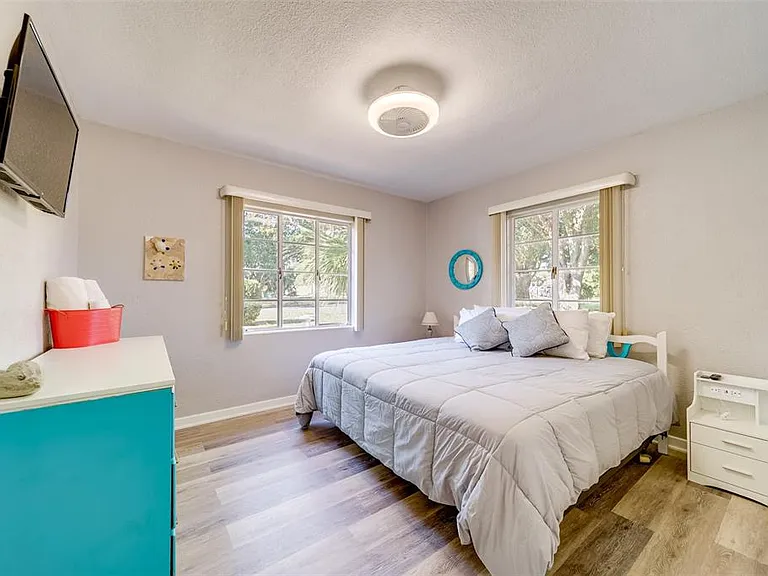 10802 Mohawk Rd — Photo 16