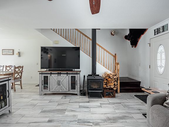 4th image of 3775 Regius Ave