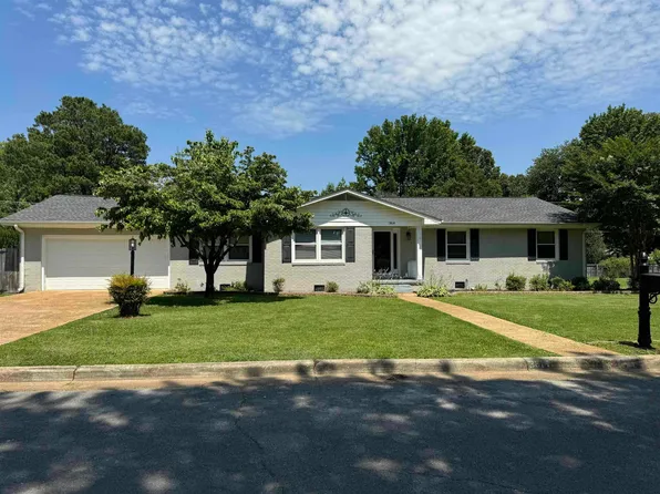 3614 Lipscomb Dr, Florence, AL 35633