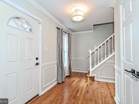 2nd image of 4801 N Hill Dr