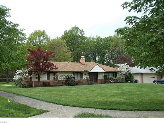 2nd image of 442 Steven Blvd
