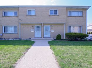 998 N Virginia Ln, Elmhurst, IL 60126