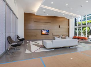 1111 SW 1st Ave, Miami, FL 33130