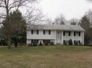 2 Cairns Pl, Belle Mead, NJ 08502