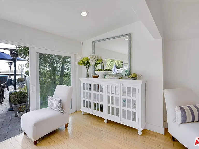 3966 Las Flores Canyon Rd — Photo 23