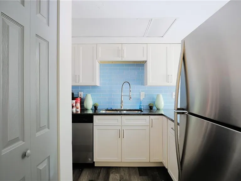 6463 Klinect Ct — Photo 19