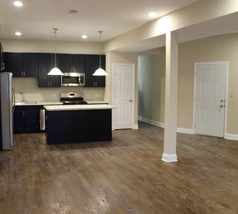 3rd image of 4528 S Michigan Ave #2