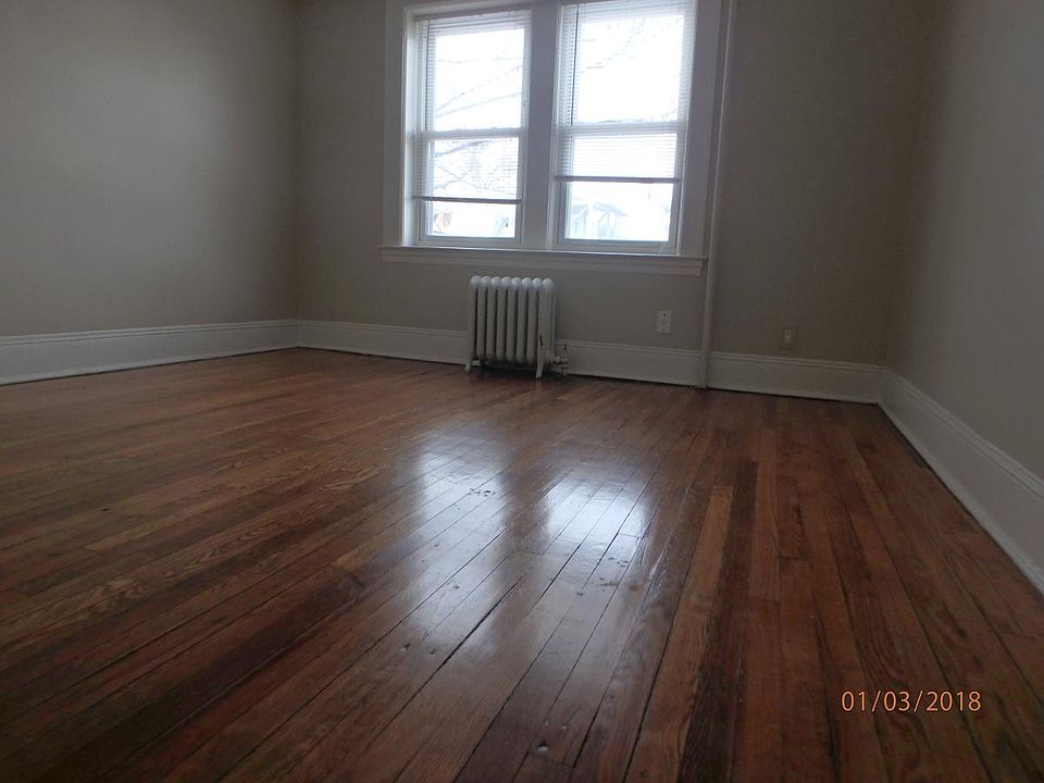 Bedroom #1