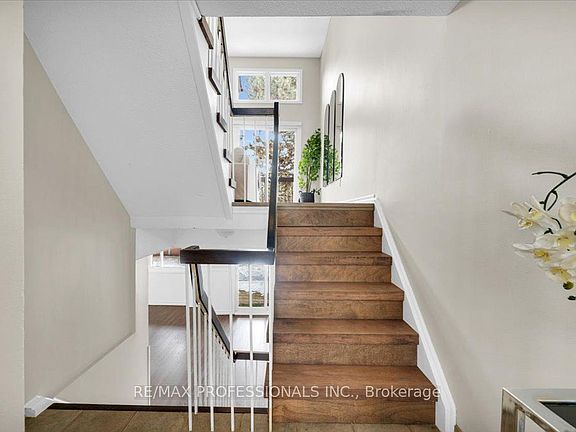 3rd image of 1755 Rathburn Rd E #14