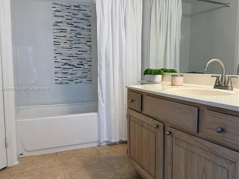1280 S Alhambra Cir #1413 — Photo 11