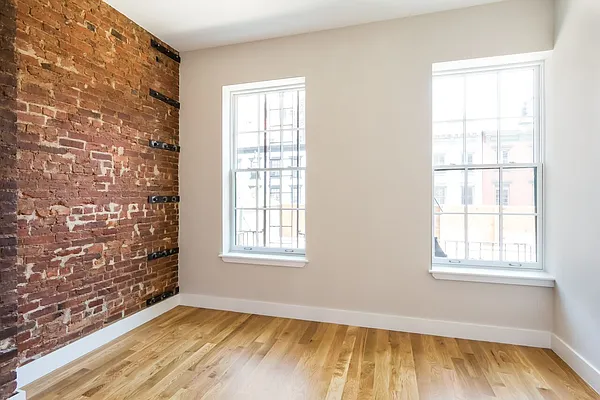 Rented by Corigin Management | media 23