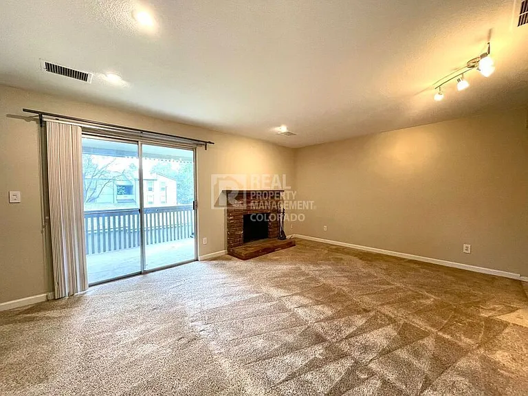 7256 S Xenia Cir #C — Photo 4