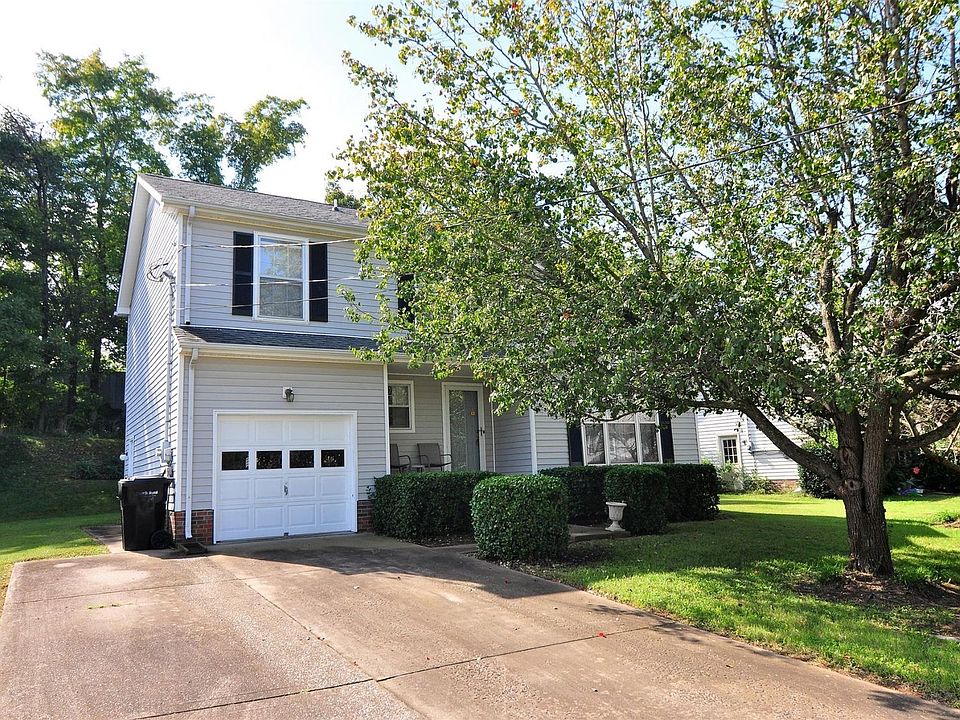 1st image of 484 Bamburg Dr