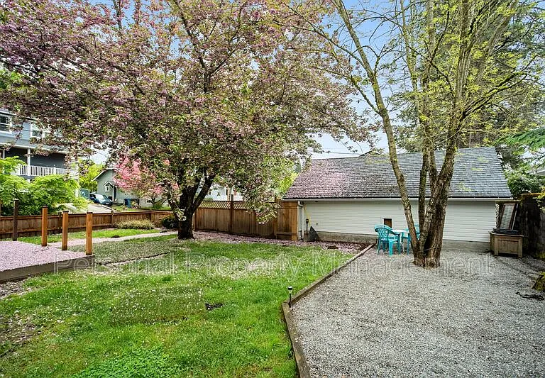 1346 NW Couch St — Photo 31