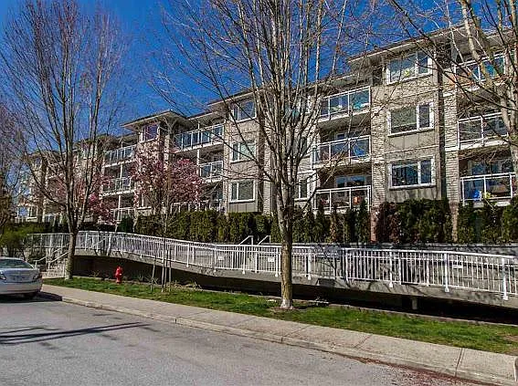 1 bed, 647 sqft, $2,200 — Photo 3