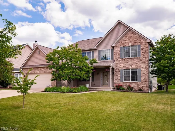 27336 Maurer Dr, Olmsted Township, OH 44138