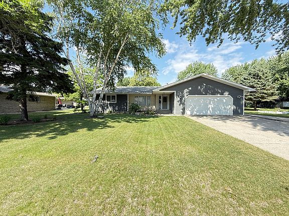 2nd image of 111 Buckeye Dr