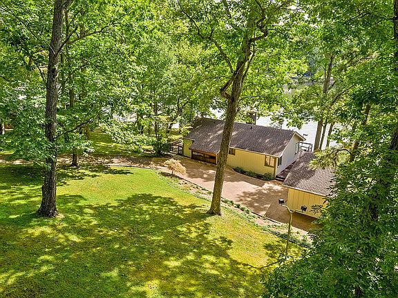 4th image of 5804 Dogwood Dr