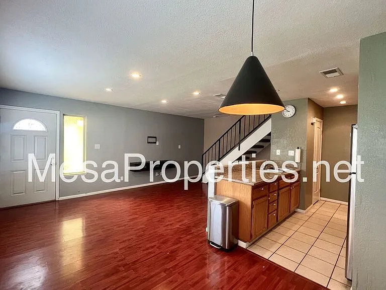 2365 Pepper St — Photo 3