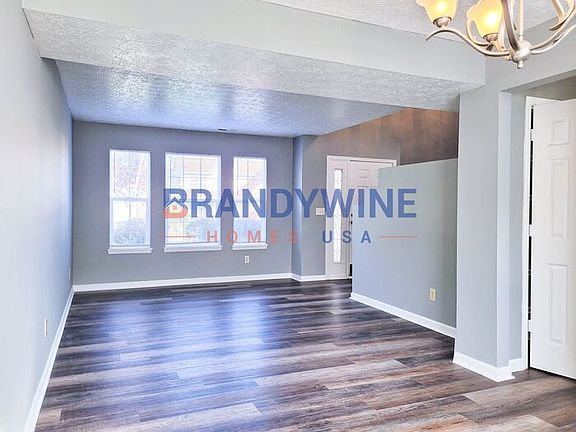 4th image of 6038 Tybalt Ln