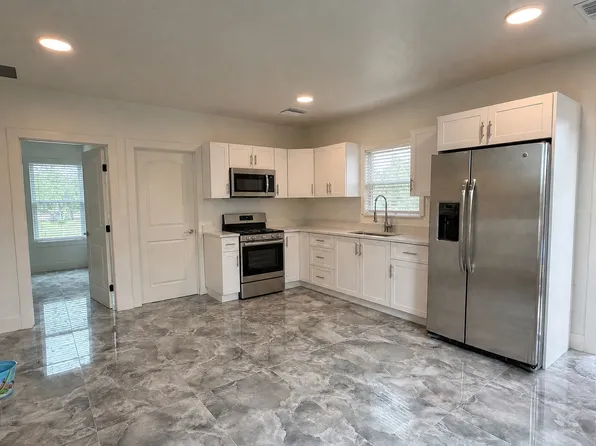2502 58th Ave NE, Naples, FL