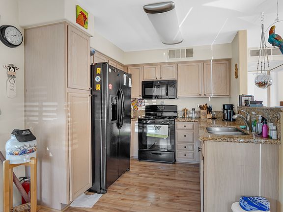 5th image of 5196 Mandalay Springs Dr #101-1