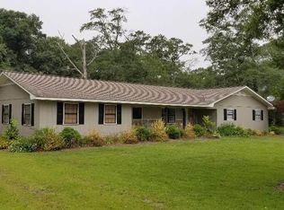 6788 State Highway 121 SE, Surrency, GA 31563